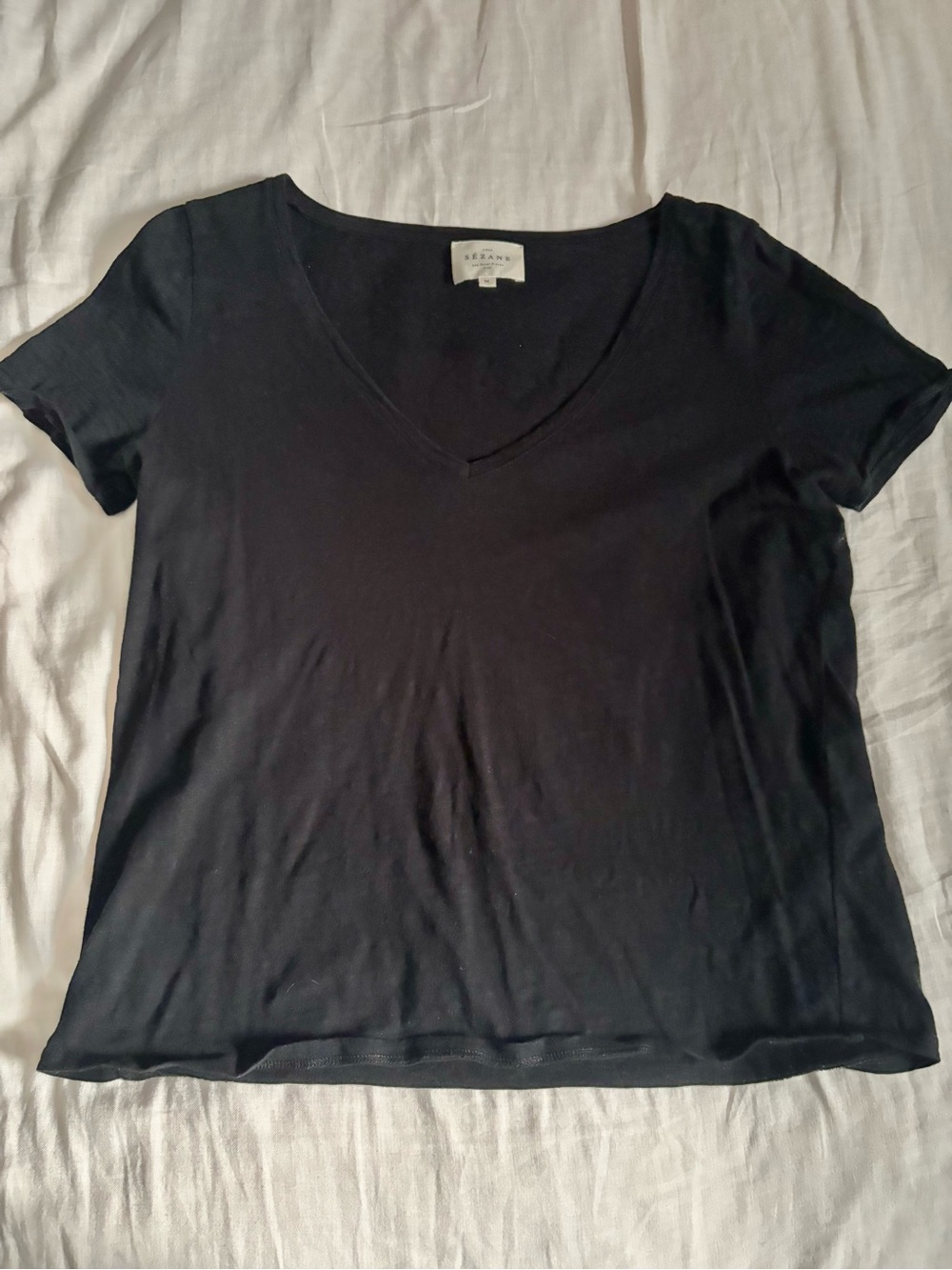 Sezane black v-neck tee